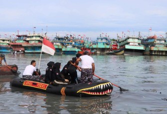 Program laut bersih Lanal Tegal 