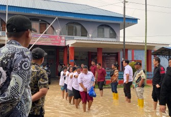 Kondisi Banjir di Rutan 152 Napi Dievakuasi.