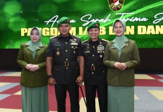Pangdam I/BB Poto Bersama Usai Sertijab.