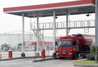 Ilustrasi truk tangki BBM Pertamina 