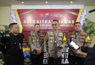 Kapolda Jatim Irjen Pol Imam Sugianto 