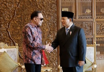 Menhan Prabowo Subianto bersama PM Malaysia YM Dato Seri Anwar Ibrahim, Kamis (4/4)