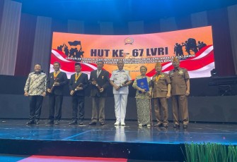 Lembaga Kedokteran Gigi (Ladokgi) TNI Angkatan Laut (TNI AL) RE. Martadinata berhasil mendapatkan apresiasi penghargaan dari Legiun Veteran Republik Indonesia (LVRI), pada peringatan Hari Ulang Tahun ke-61 LVRI yang digelar di Balai Sarbini, Jakarta