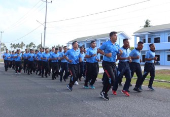 Anggota Lanud RSA Natuna Olahraga Rutin