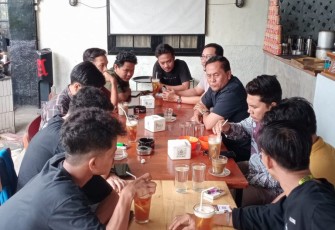 Kasat Intelkam Polres Tapanuli Selatan (Tapsel), AKP Hasudungan Butarbutar, menjalin sinergi bersama berbagai elemen Mahasiswa, guna menciptakan situasi Kamtibmas yang aman dan kondusif