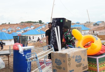  42 KK Telah Menempati Rumah Baru Tanjung Banun