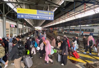 Puluhan ribu pelanggan kereta api tiba di wilayah Daop 4 Semarang.