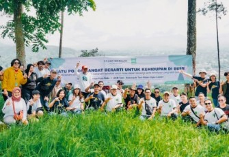 Accor Hotels Group Malang Raya saat Aksi Tanam 100 Pohon, Sabtu, (17/2/2024).