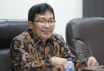 Plt Direktur Pendidikan Diniyah dan Pondok Pesantren Kemenag Waryono Abdul Ghafur
