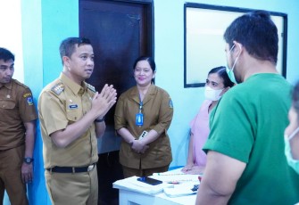 Penjabat Wali Kota Tebing Tinggi Kunjungi RSUD dr Kumpulan Pane dan TC Sosial, Sampaikan Pesan untuk Terus Berbenah