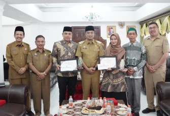 Pj Wali Kota Tebing Tinggi saat Sambut Kafilah Juara 1 MTQ ke-39 Provinsi Sumut dengan Penuh Kebanggaan