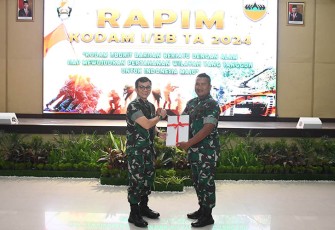  Pangdam I/BB, Mayjen TNI Mochammad Hasan seusai memimpin Rapim yang digelar di Balai Prajurit Makodam Bukit Barisan, Jl Gatot Subroto Km 7,5 Medan, Selasa (5/3/2024).