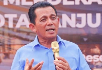 Gubernur Kepri Ansar Ahmad  