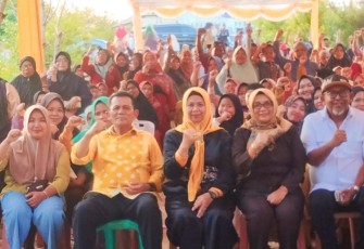 Gubernur Ansar Ahmad saat Berkunjung ke Desa Penaga Kabupaten Bintan