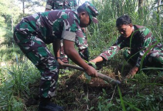 Kodim 0805/Ngawi Lakukan Penghijauan