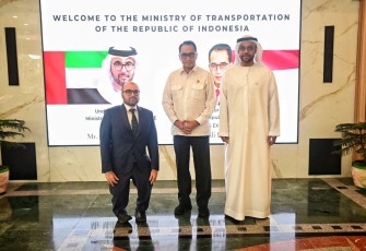 Menhub Budi Karya Sumadi bersama delegasi UEA
