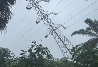 Tower PLN Roboh Dihantam Banjir