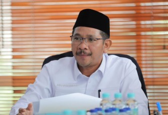 Dirjen Bimas Islam Abu Rokhmad