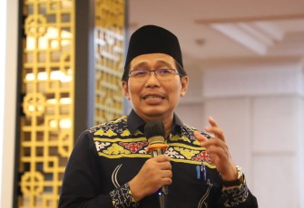 Direktur Pemberdayaan Zakat dan Wakaf Kemenag, Waryono Abdul Ghafur