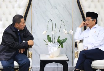 Uskup Agung Gereja Katedral Makassar, Fransiskus Nipa bersama Menteri Agama Nasaruddin Umar