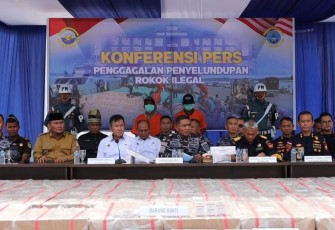 TNI AL Gagalkan Penyelundupan Rokok Ilegal