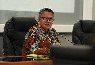 Juru bicara Kemenperin Febri Hendri Antoni Arif