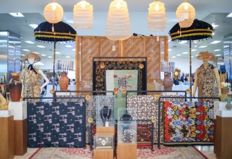 Stand UMKM Batik