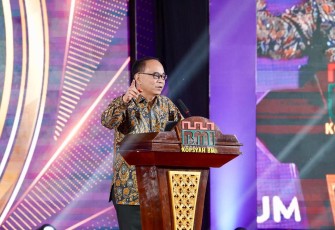 Menkop Budi Arie dalam sambutannya saat membuka Rapat Anggota Tahunan (RAT) Koperasi Syariah Benteng Mikro Indonesia (BMI), Koperasi Konsumen BMI, dan Koperasi Jasa BMI Tahun Buku 2024 di Tangerang, Kamis (23/01/2024)