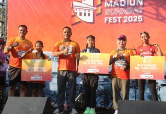 Dandim 0803/Madiun Ikut Semarakkan Madiun Running Fest 2025