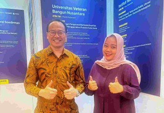 Made Wedaswari, M.Si. Bersama Direktur Diseminasi dan Pemanfaatan Sains dan Teknologi Kemdiktisaintek, Prof. Dr. Eng. Yudi Darma, M.Si.