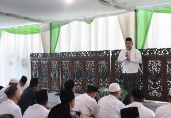Bupati Blora Arief Rohman bersama Wakil Ketua Komisi Pemberantasan Korupsi luncurkan " GASTRA " di pendopo rumah dinas Bupati Blora pada Minggu (3/8/2025).