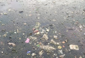 Kondisi Situ Bahar seperti TPA Sampah Terapung, Rabu (1/1/25)