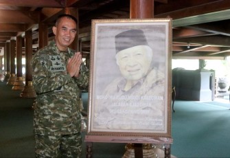 Kasdivif 2 Kostrad Brigjen TNI Riyanto, S.I.P  