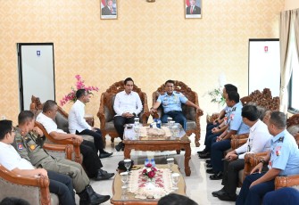 Kunjungan Walikota Medan dan Wakil ke Lanud Soewomdo Medan Diterima Langsung Danlanud Soewondo Kolonel Nav Sonni Benny Simanjuntak M.Si (Han)