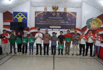 Rutan Kelas I Medan Bersama Berikan Bantuan Sosial kepada Keluarga Warga Binaan.