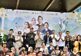 Menpora Dito Lepas Mudik Gratis Bareng MS Glow 2025