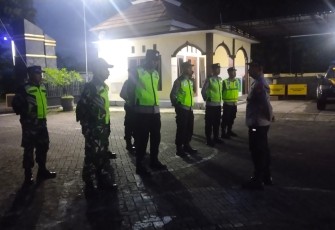 TNI-Polri di Ponorogo Patroli Balon Udara pada Perayaan Idul Fitri 1446 H