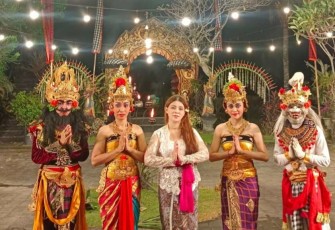 Resto Laka Lake Ubud, Bali
