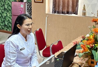 Kakanwil Kementerian HAM Sumut Flora Nainggolan Saat Saat Menyampaikan Meteri HAM