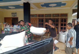 TNI Selalu Kawal Proses Serapan Gabah di Pacitan