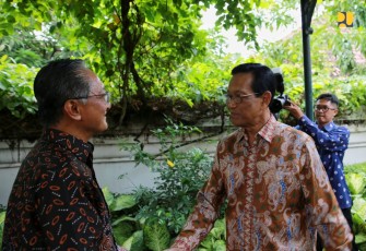 Menteri PU Dody Hanggodo bersama Sri Sultan Hamengkubuwono X