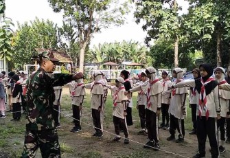 Pelatihan Baris berbaris siswa wilayah desa binaan 