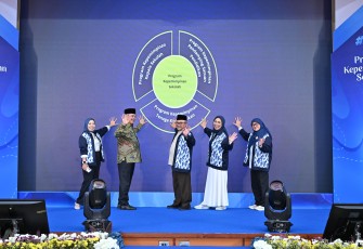 Kementerian Pendidikan Dasar dan Menengah (Kemendikdasmen) secara resmi meluncurkan Program Kepemimpinan Sekolah yang dilaksanakan secara luring di Gedung A, Kantor Kemendikdasmen, Jakarta Pusat, pada Senin (23/6)