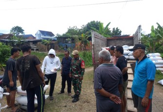 TNI Dukung dan Tingkatkan Kesejahteraan Petani Wilayah Pacitan Dengan Mengawal Sergab