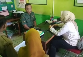 Babinsa Lakukan Puldata Ter Bersama Bidan Desa 