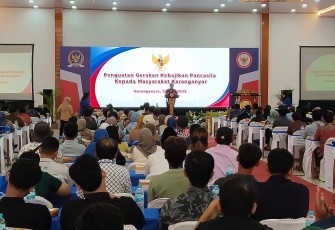 Kegiatan sosialisasi "Penguatan Gerakan Kebajikan Pancasila kepada Masyarakat Karanganyar" bersama Badan Pembinaan Ideologi Pancasila (BPIP) dan berbagai elemen masyarakat di Kabupaten Karanganyar, Jawa Tengah, Selasa (15/7/2025)