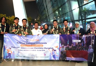Siswa Indonesia Raih 2 Medali Perak dan 2 Medali Perunggu pada Ajang IChO ke-57 di Uni Emirat Arab