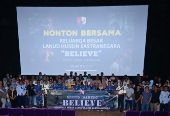Keluarga Besar Lanud Husein Sastranegara Gelar Nobar Film Believe