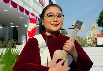 Pegiat seni asal Solo, Endah Laras
