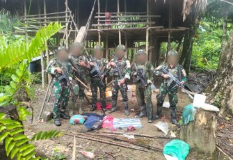 Satgas Pamtas Yonif 10 Marinir/SBY Gobang IV berhasil rebut markas separatis OPM di Papua Barat Daya, Senin (1/9)